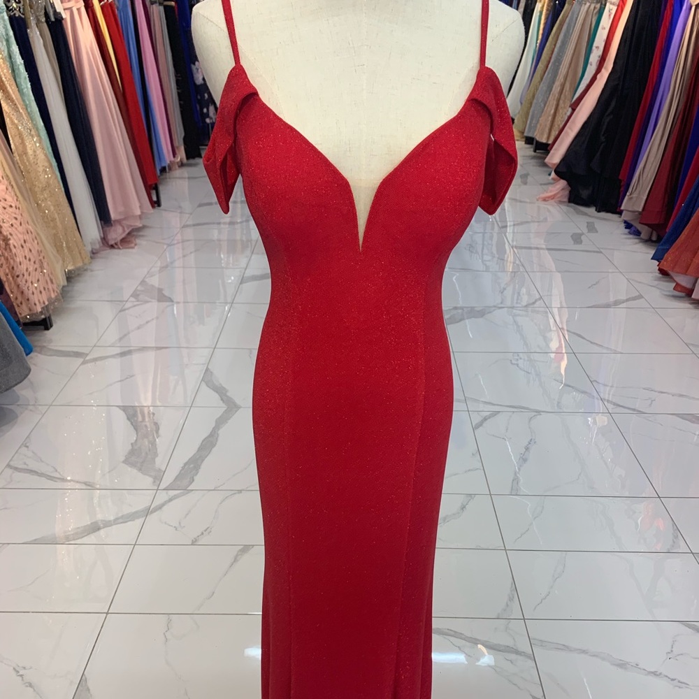 Red prom dress
